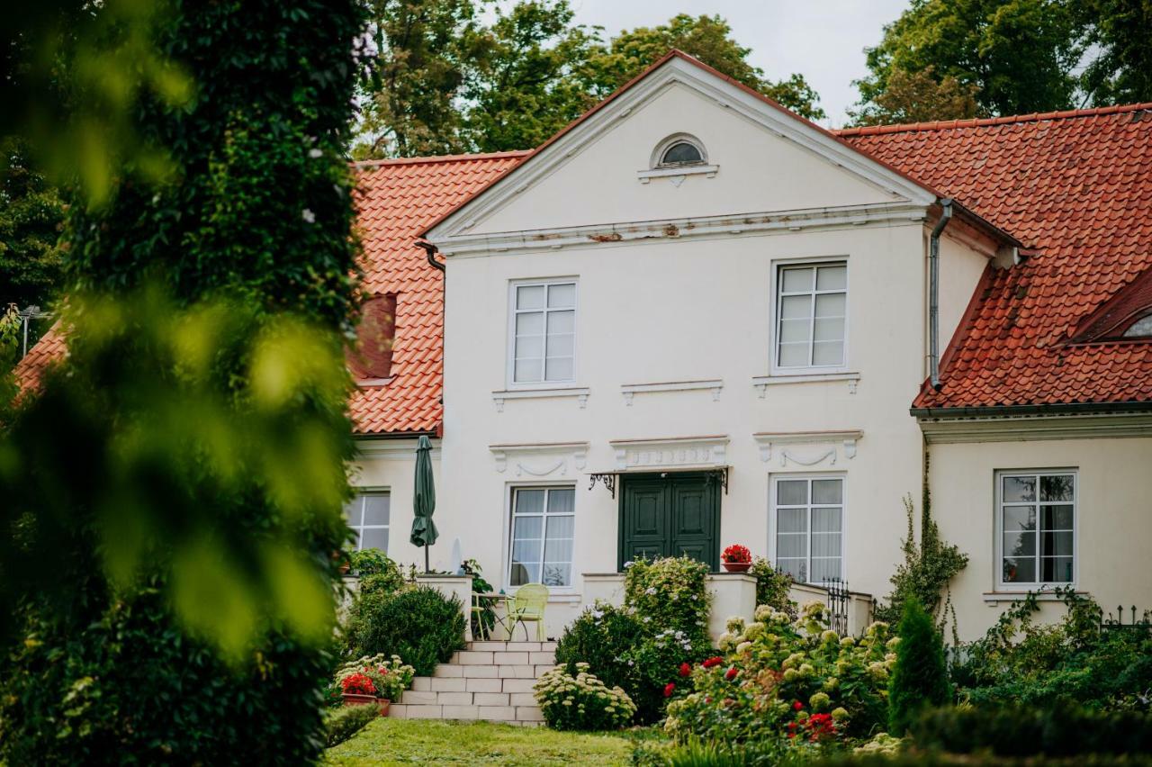 Dwor Mulawki Villa Екстериор снимка
